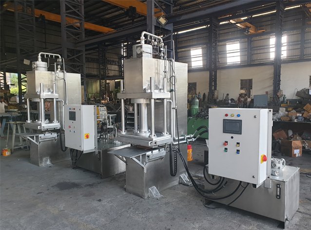 Twin-station C-Frame Hydraulic Press manufactured by Desire Hydraulics in Pune, Maharashtra