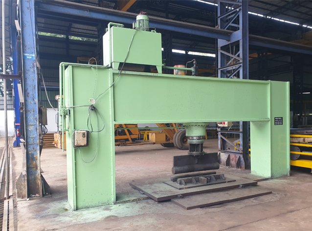 Hydraulic Press Machine manufactured and tested at Desire Hydraulics, Pune