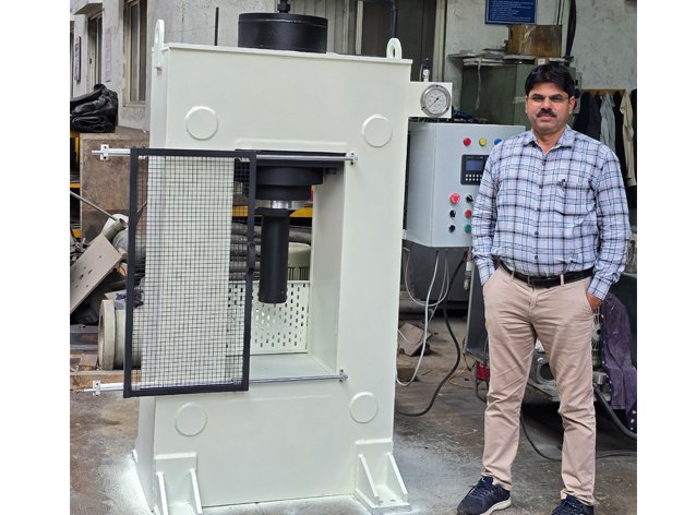 Portal-frame Hydraulic Press Machine on the shop floor, Desire Hydraulics Pune